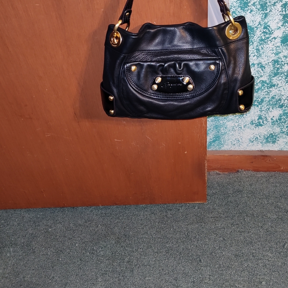 Makowsky black leather shoulder bag